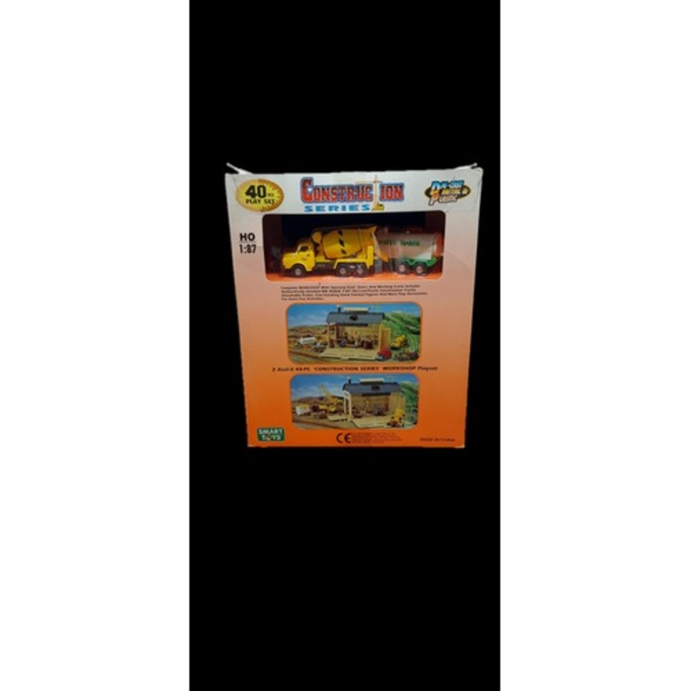 1997 Smart Toys Diecast And Plastic HO Train Construction Workshop 40 Piece Set